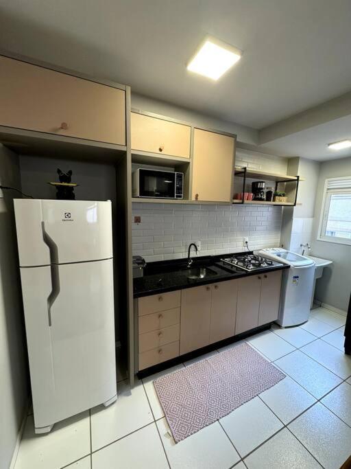Condominio Solar Di Lucca Lindo Apartamento Com Ar Condicionado E Proximo A Uel Londrina Dış mekan fotoğraf